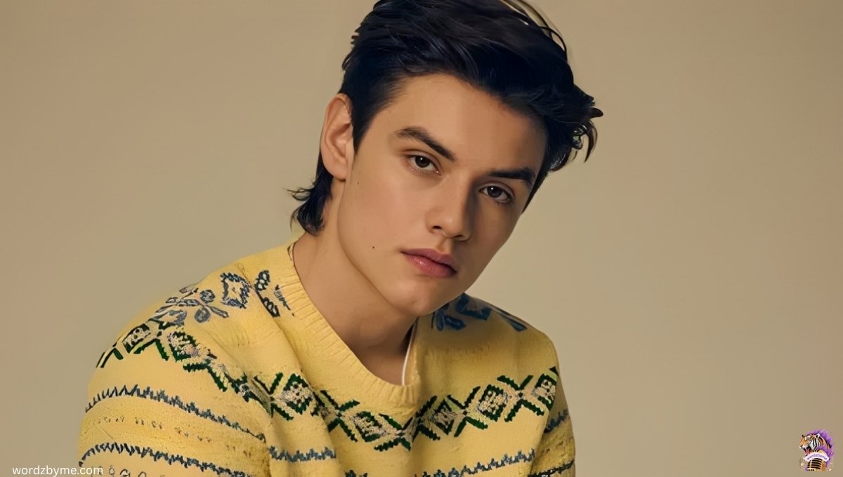 Louis Partridge Height, Age & Body Stats 2026