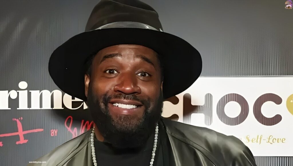 Corey Holcomb Personal Life